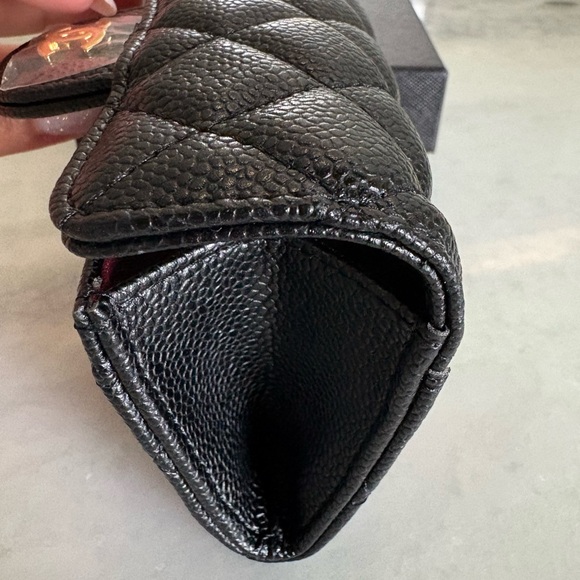 Chanel Caviar Quilted Flap Card holder like new condition in a box - Picture 9 of 9